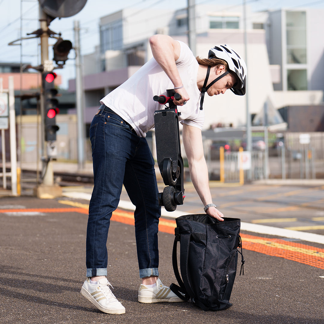 FoldNGo6 Electric Scooter | 25 km/h Speed | 20 km Max Range | Foldable & Removable Battery | Dual Brakes