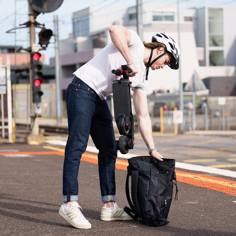 FoldNGo6 Electric Scooter | 25 km/h Speed | 20 km Max Range | Foldable & Removable Battery | Dual Brakes